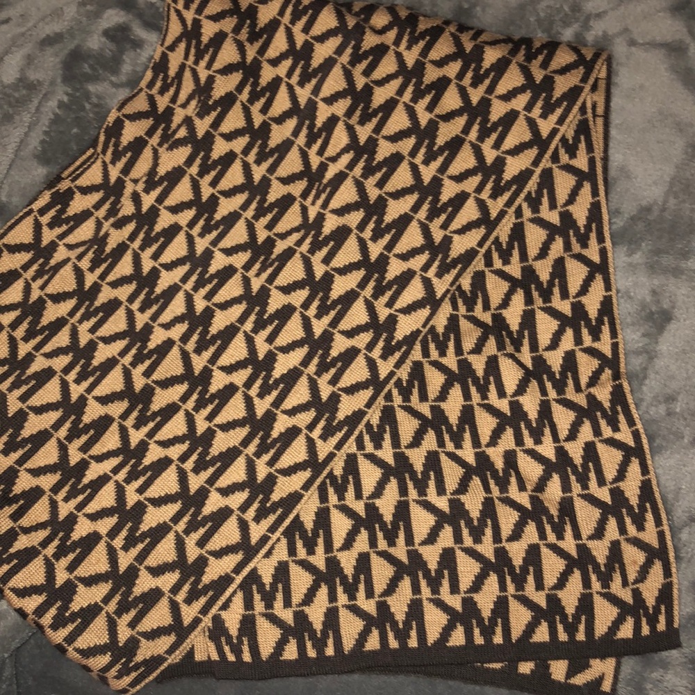 Michael Kors scarf❤️